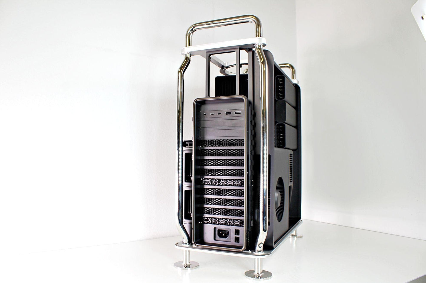 2019 Apple Mac Pro Desktop A1991 2.5GHz 28-Core, Customizable, Up to 1.5TB RAM, 8TB SSD