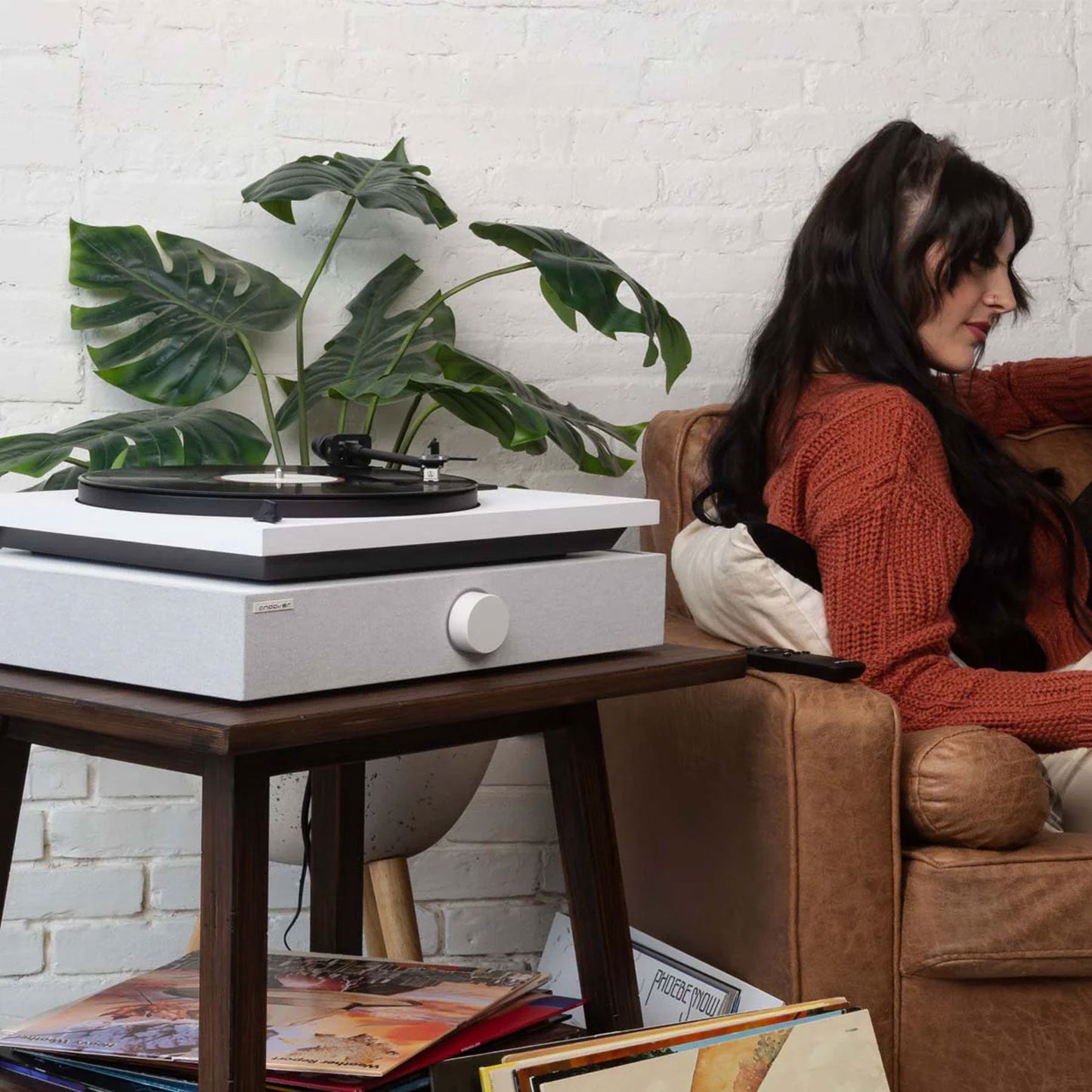 Andover Audio: Spinbase 2 Powered Turntable Speaker (Open Box Special)