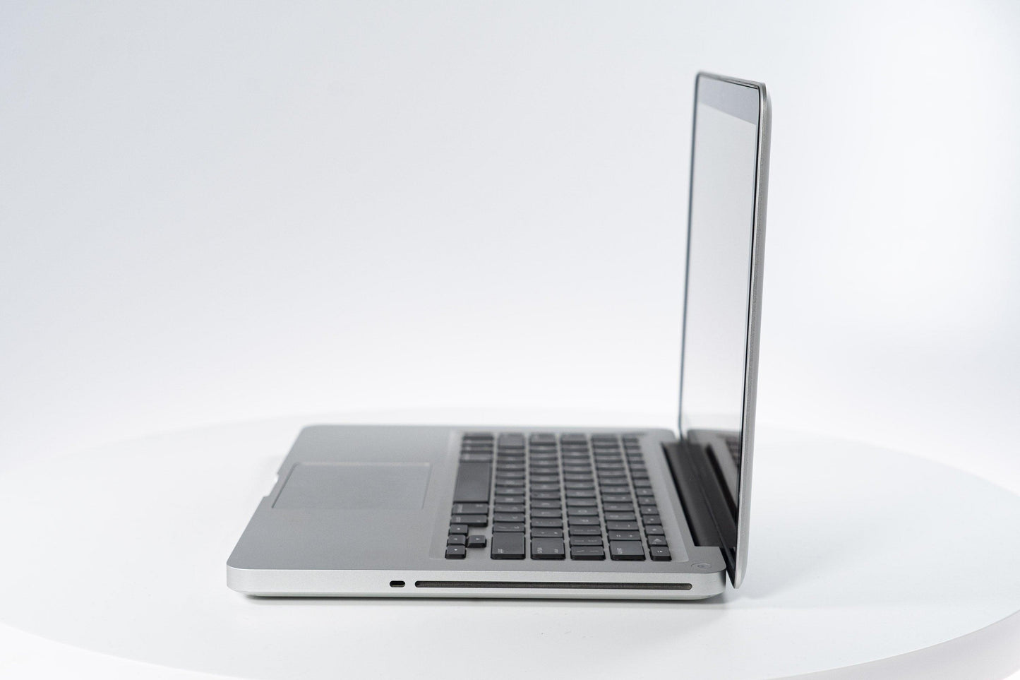 Apple MacBook Pro (13-inch Early 2011) 2.7 GHz i7-2620M 8GB RAM 1TB SSD (Silver)