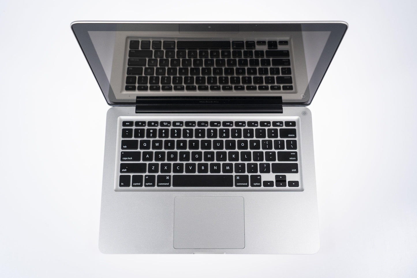 Apple MacBook Pro (15-inch Late 2011) 2.5 GHz i7-2860QM 8GB RAM 512GB SSD (Silver)