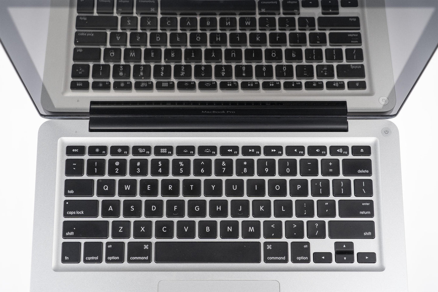 Apple MacBook Pro (15-inch Late 2011) 2.5 GHz i7-2860QM 8GB RAM 512GB SSD (Silver)