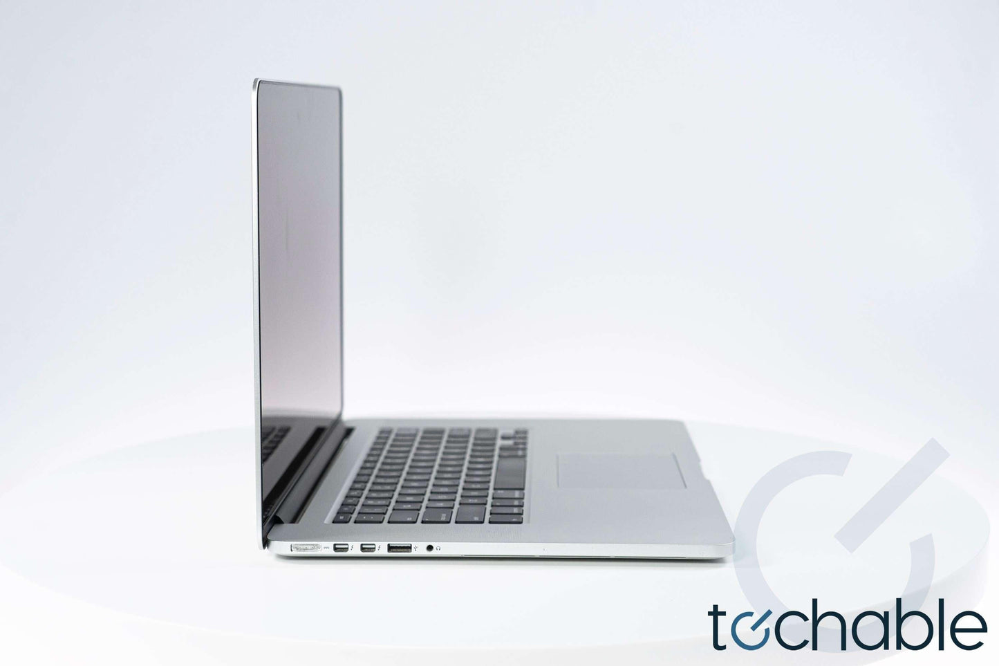 MacBook Pro (Mid 2015) 15-Inch - 2.2GHz Core i7 (IG) - 16GB RAM - 2TB SSD
