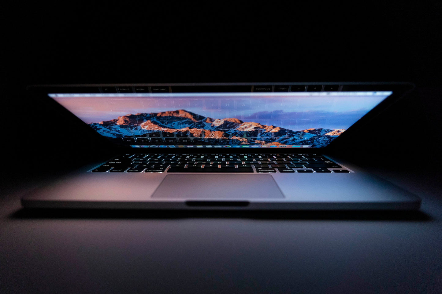 MacBook Pro (2015) 13-inch – Intel Core i5 2.9GHz – Iris Graphics 6100