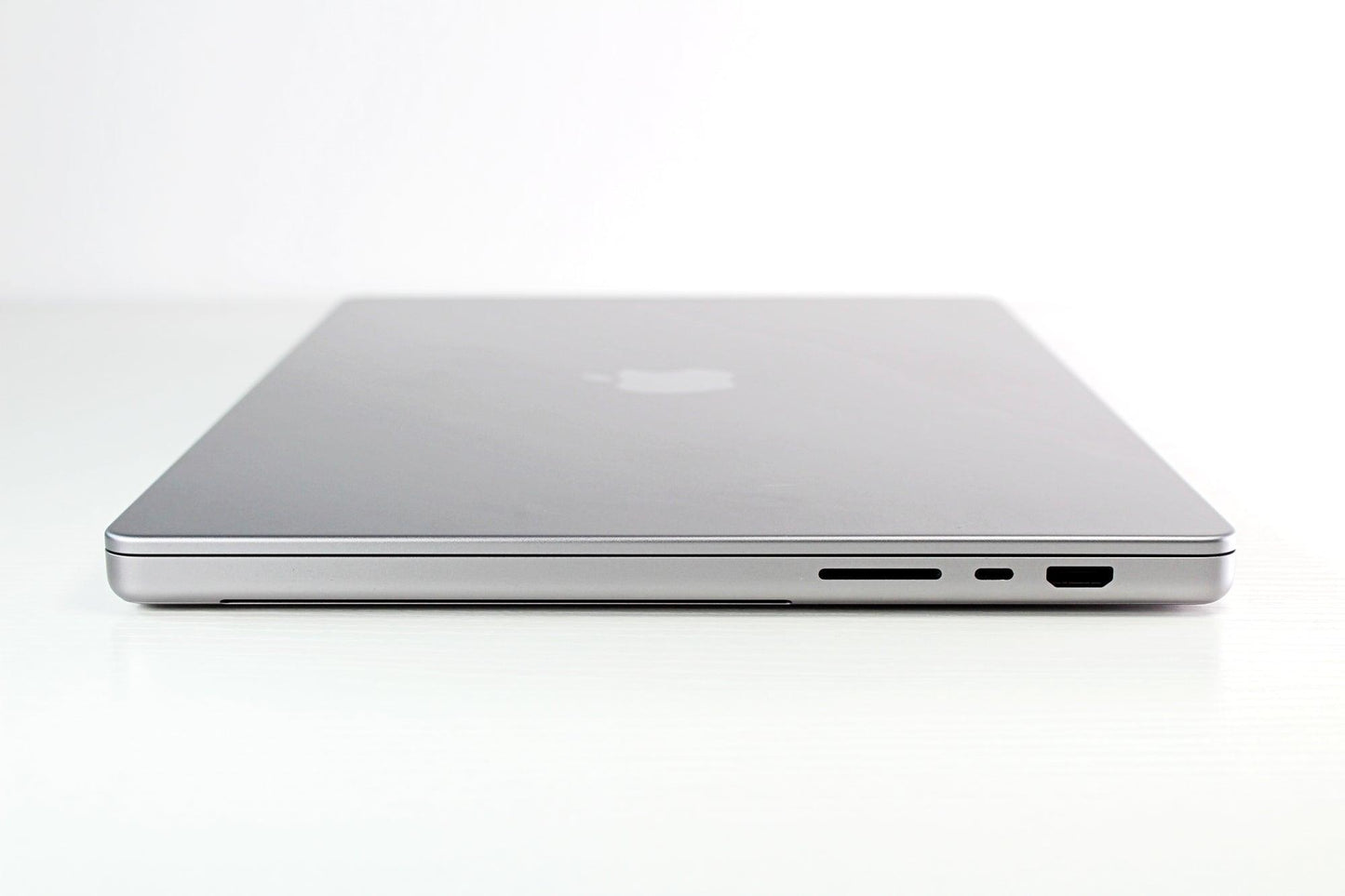 Apple MacBook Pro (2023) 16-inch M2 Max 12-Core CPU 38-Core 96GB RAM 1TB SSD