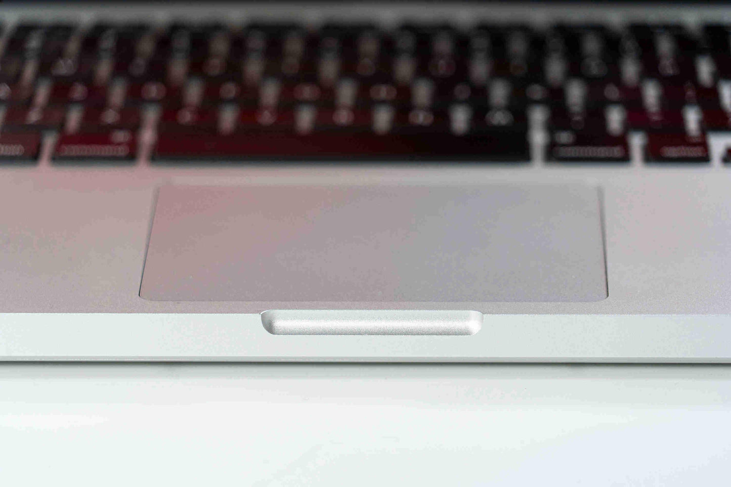 Apple MacBook Pro (13-inch Mid 2014) 3.0 GHz I7-4578U 8GB 256GB SSD (Silver)